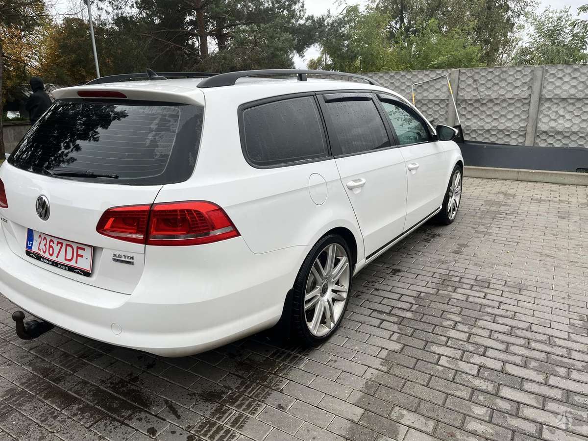 Volkswagen Passat 2011 — engine 1968 cm³, 140 HP (103kW)