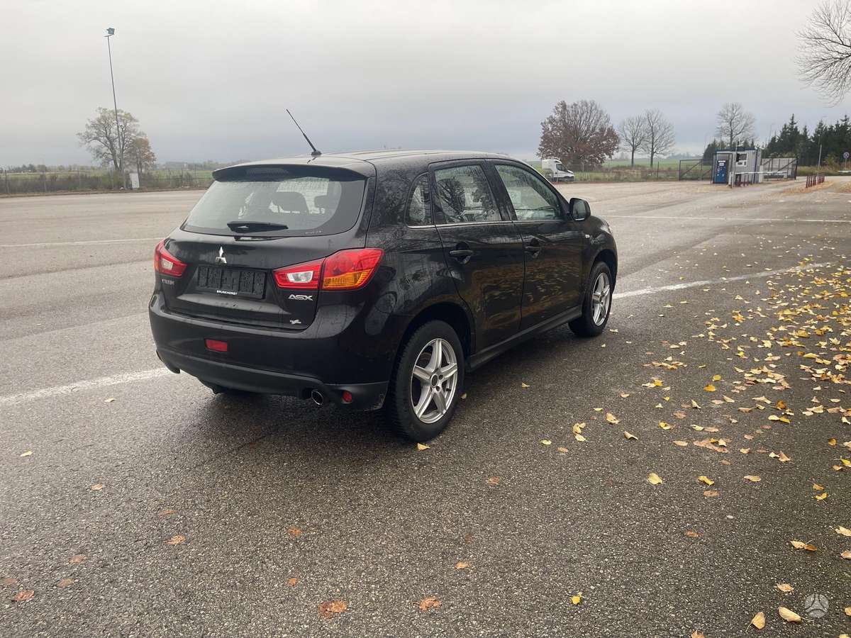 Mitsubishi ASX 2014 — салон