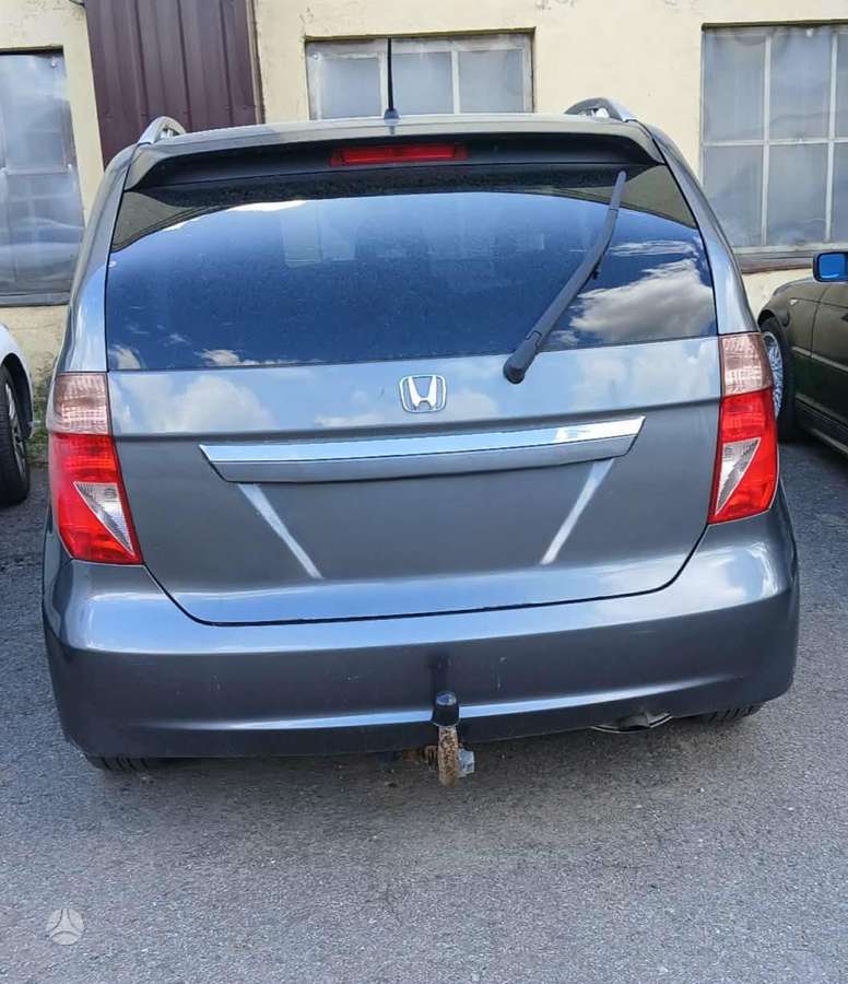 Honda FR-V 2009 — photo 5
