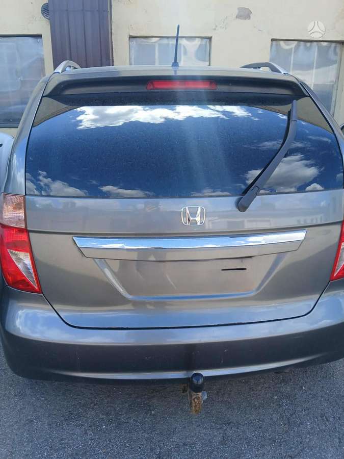 Honda FR-V 2009 — photo 6