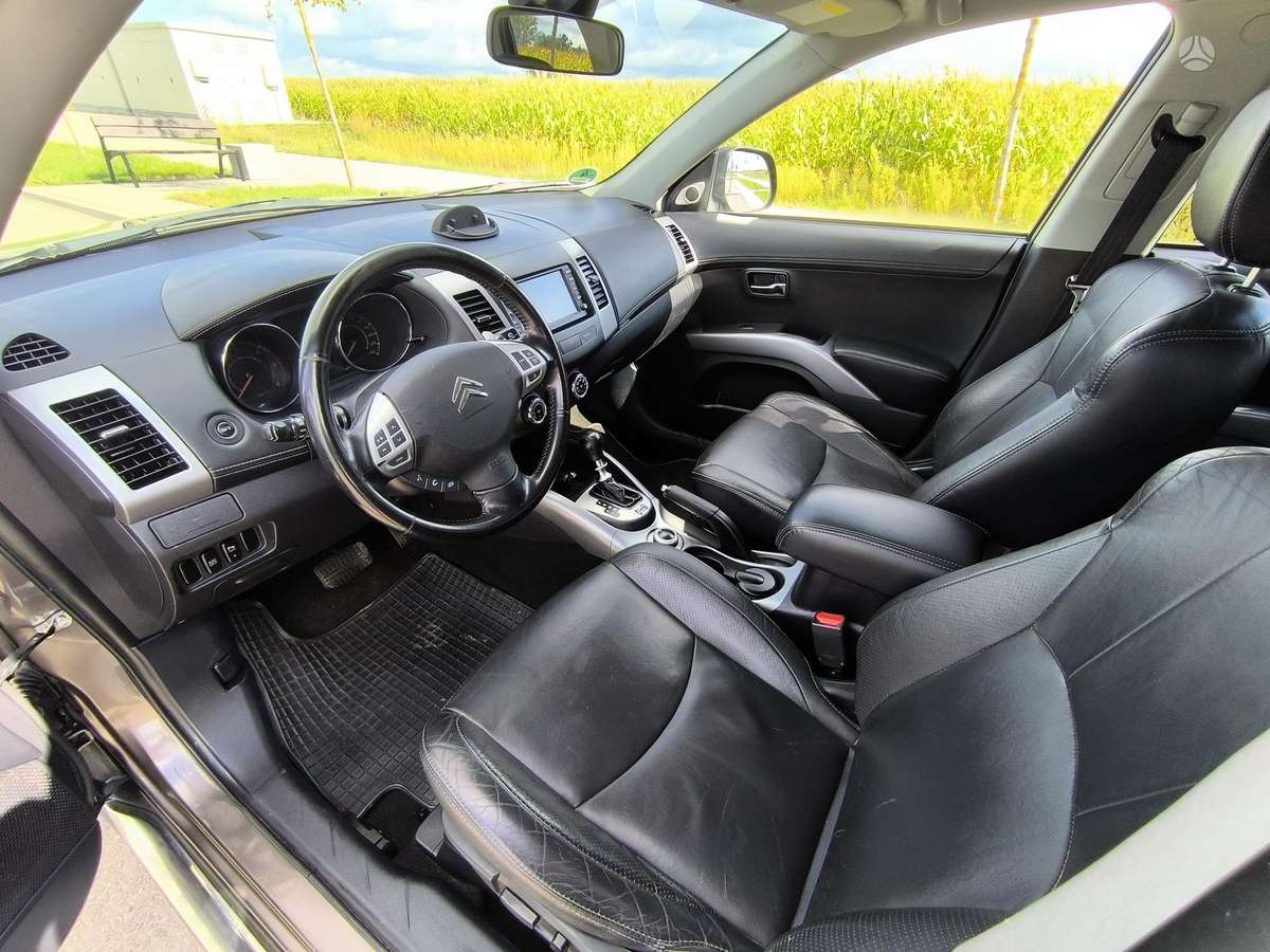 Citroen C-Crosser 2010 — photo 11