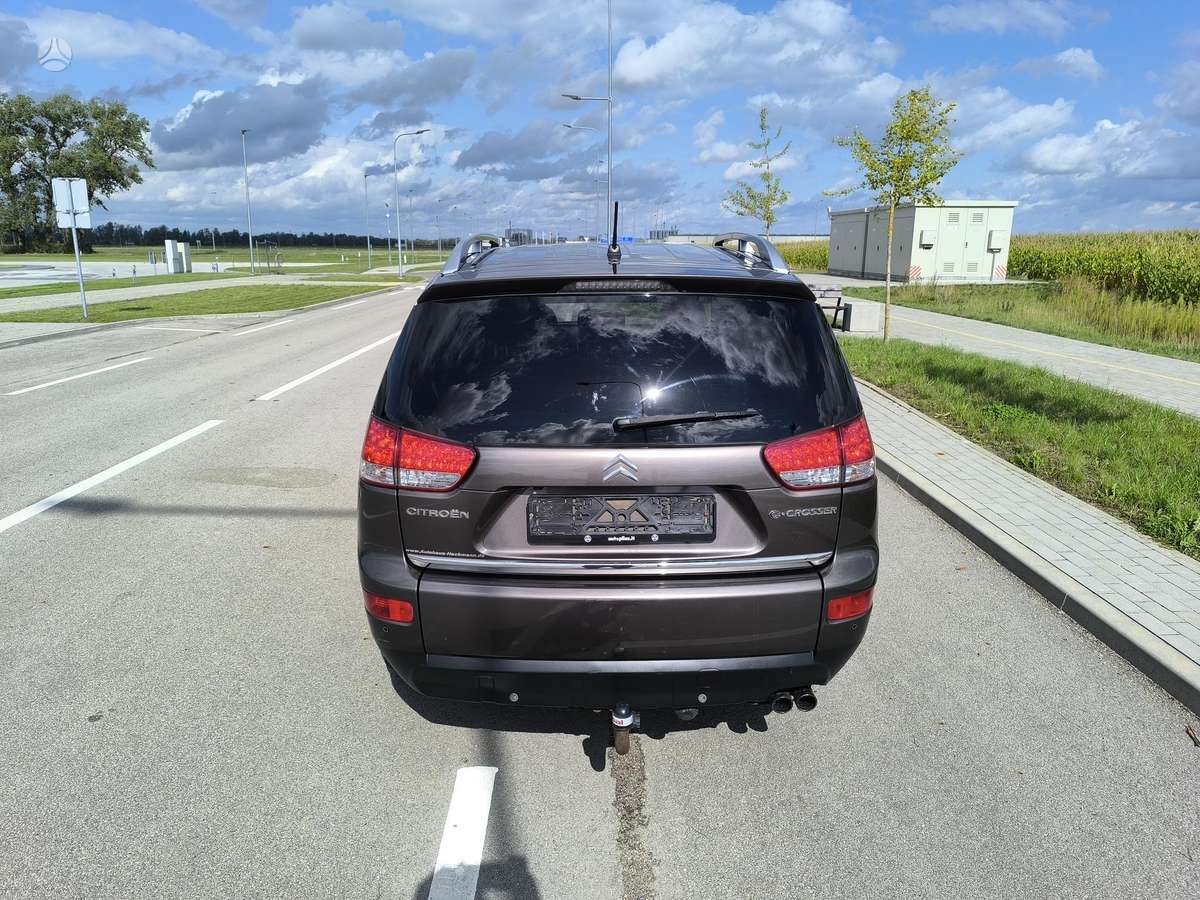 Citroen C-Crosser 2010 — engine 2179 cm³, 156 HP (115kW)