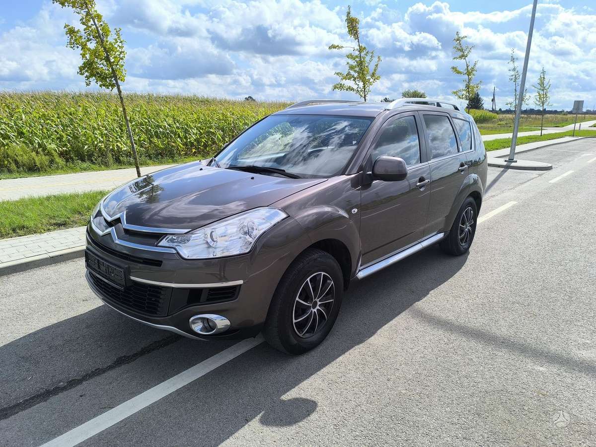 Citroen C-Crosser 2010 — photo 9