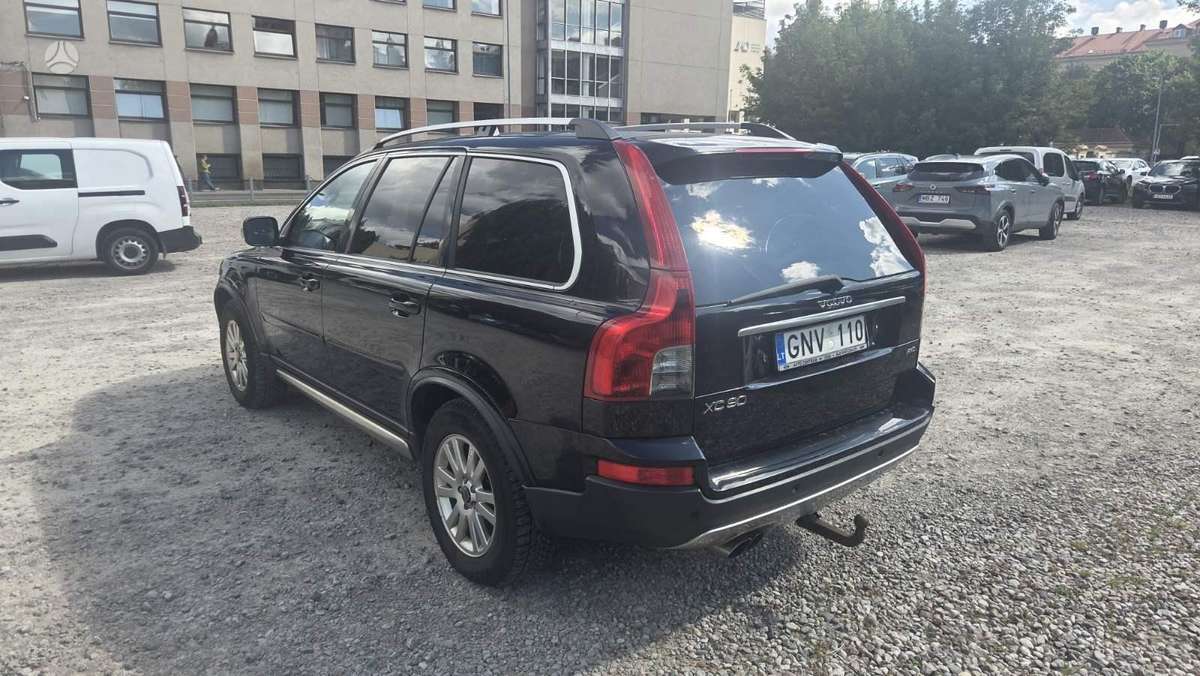 Volvo XC90 2008 — rear view