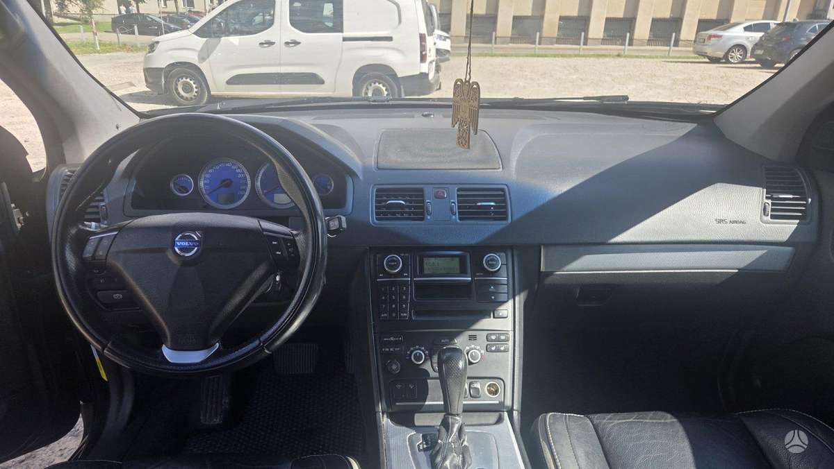 Volvo XC90 2008 — photo 9