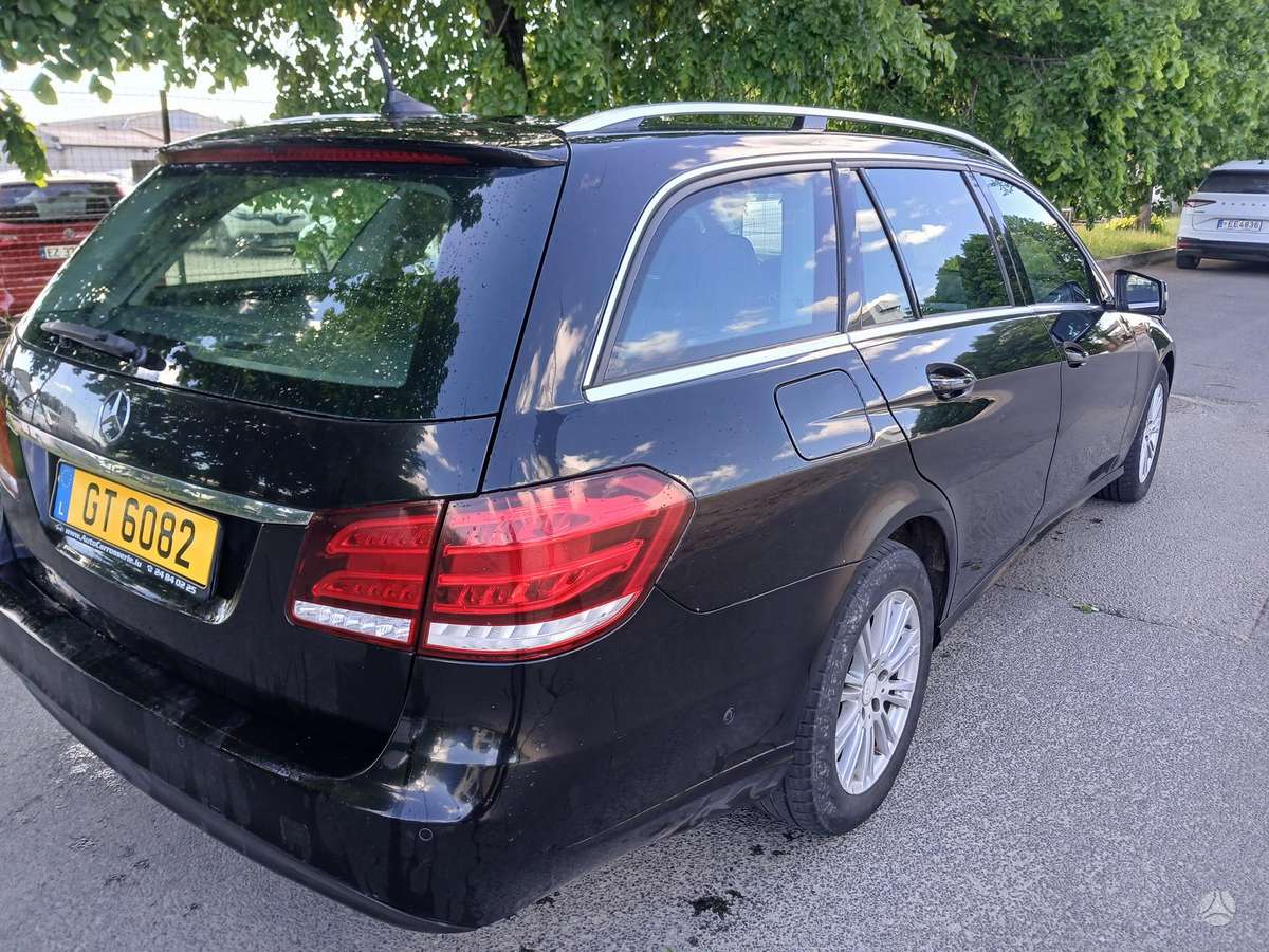 Mercedes-Benz E200 2015 — двигун 2143 cm³, 136 HP (100kW)
