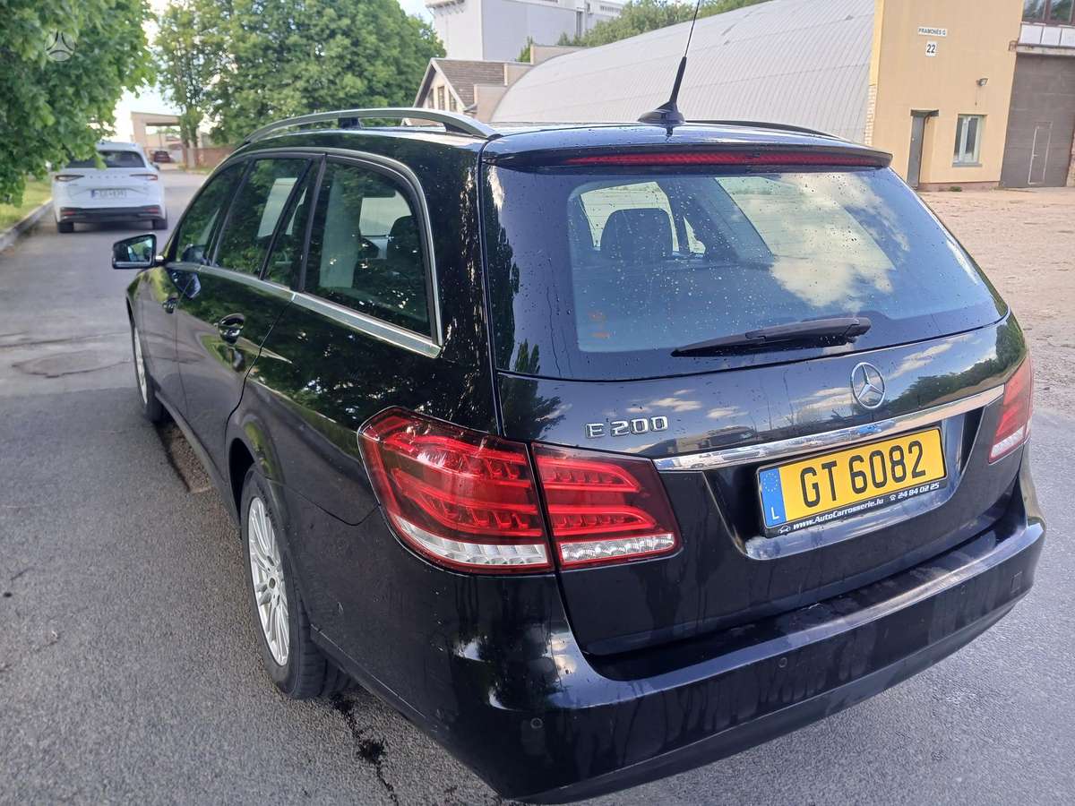 Mercedes-Benz E200 2015 — фото 5