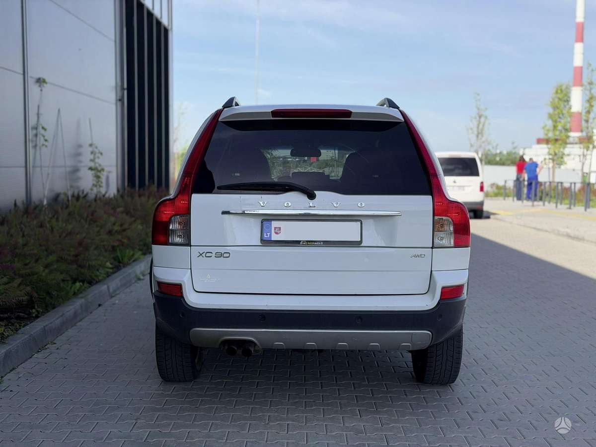 Volvo XC90 2012 — photo 11
