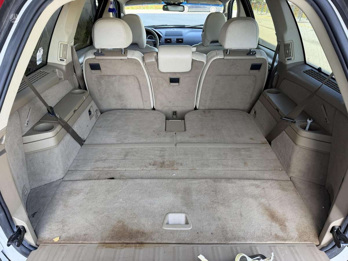 Volvo XC90 2012 — photo 16