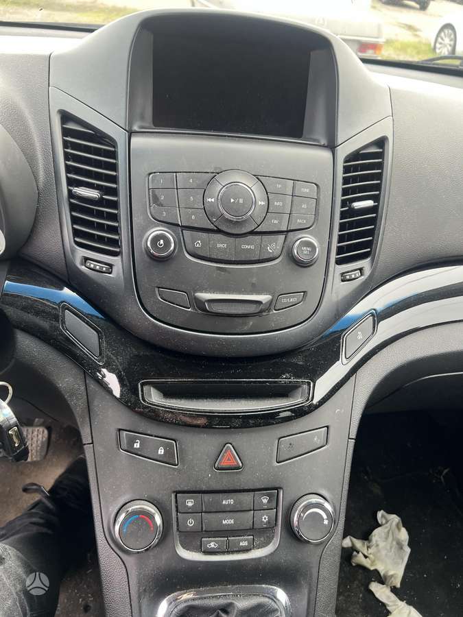 Chevrolet Orlando 2014 — photo 10