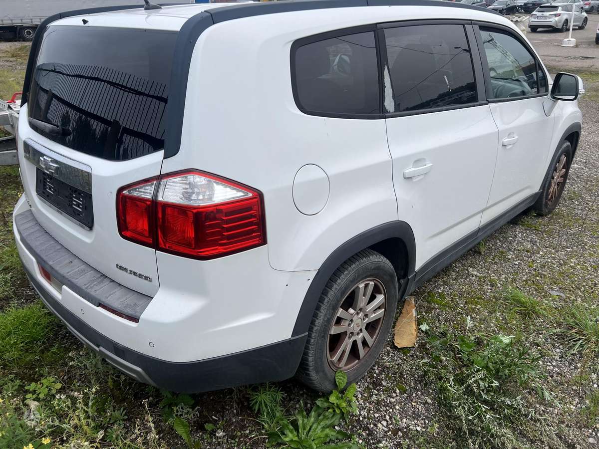 Chevrolet Orlando 2014 — engine 1800 cm³, 141 HP (104kW)