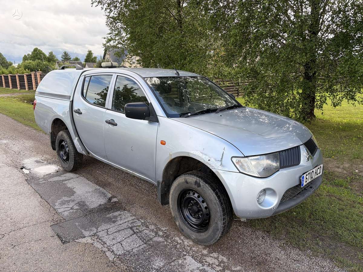 Mitsubishi L200, 2010