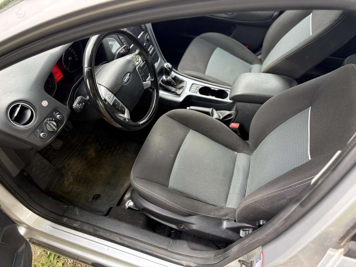 Ford Mondeo 2012 — photo 5