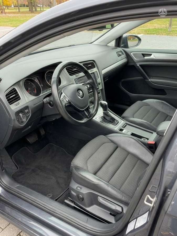 Volkswagen Golf 2015 — photo 18