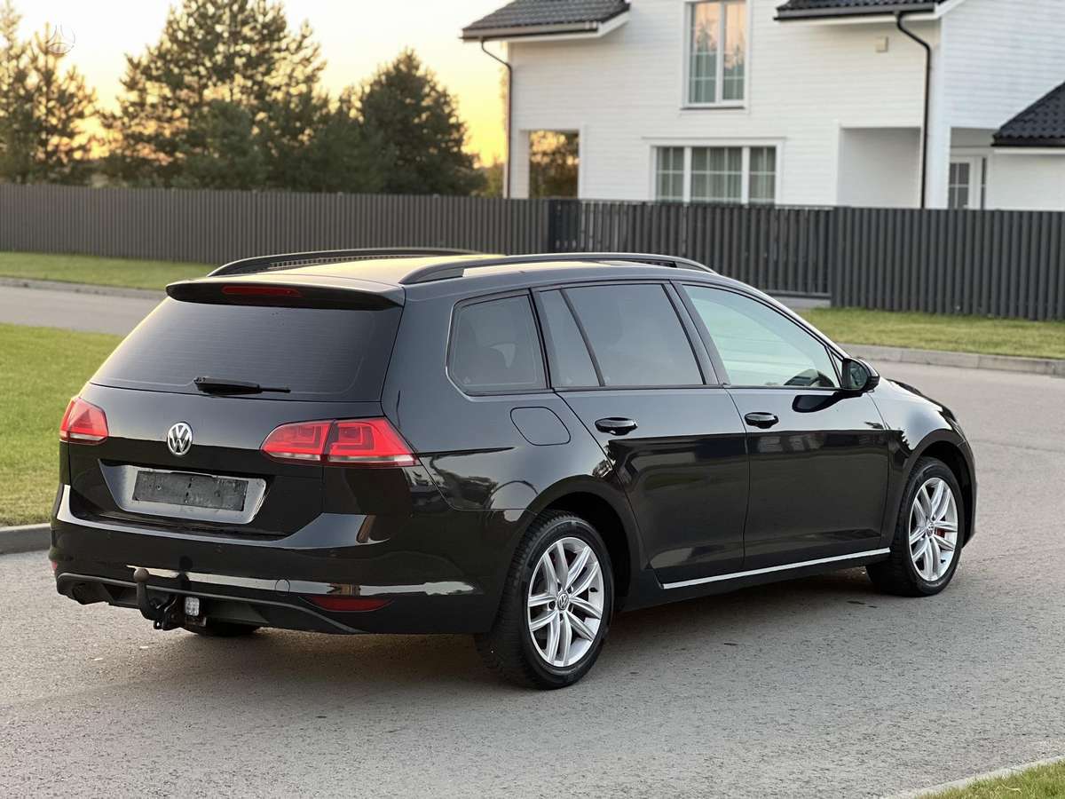 Volkswagen Golf 2015 — interior