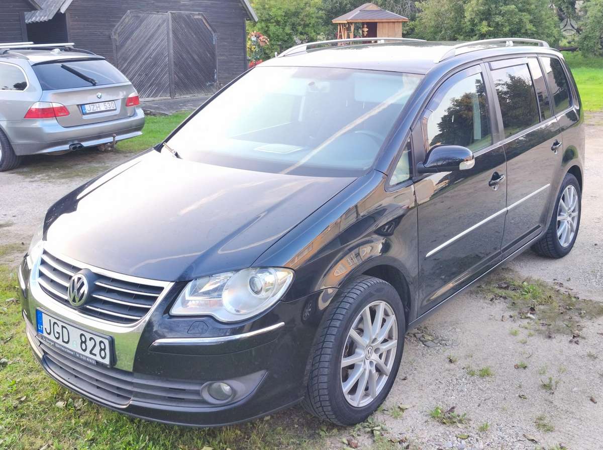 Volkswagen Touran 2007 — vehicle for AFU Ukraine
