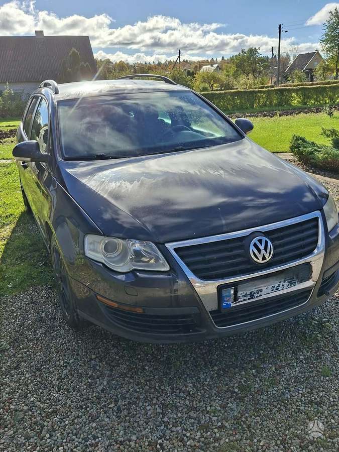Volkswagen Passat 2007 — вигляд ззаду