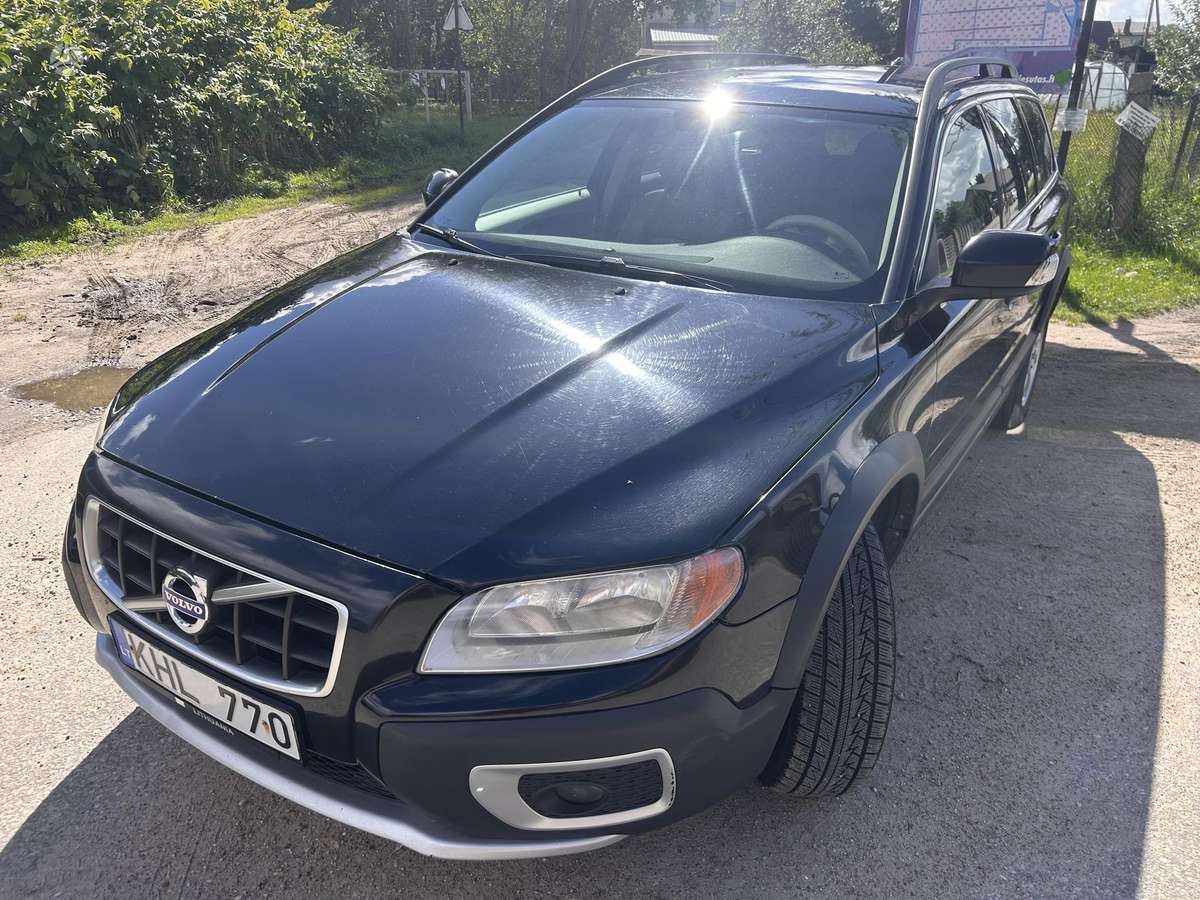 Volvo XC70, 2010