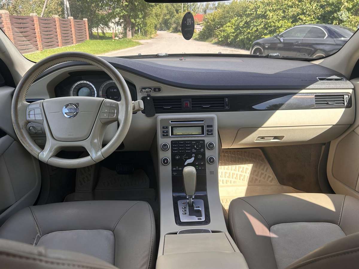Volvo XC70 2010 — photo 5