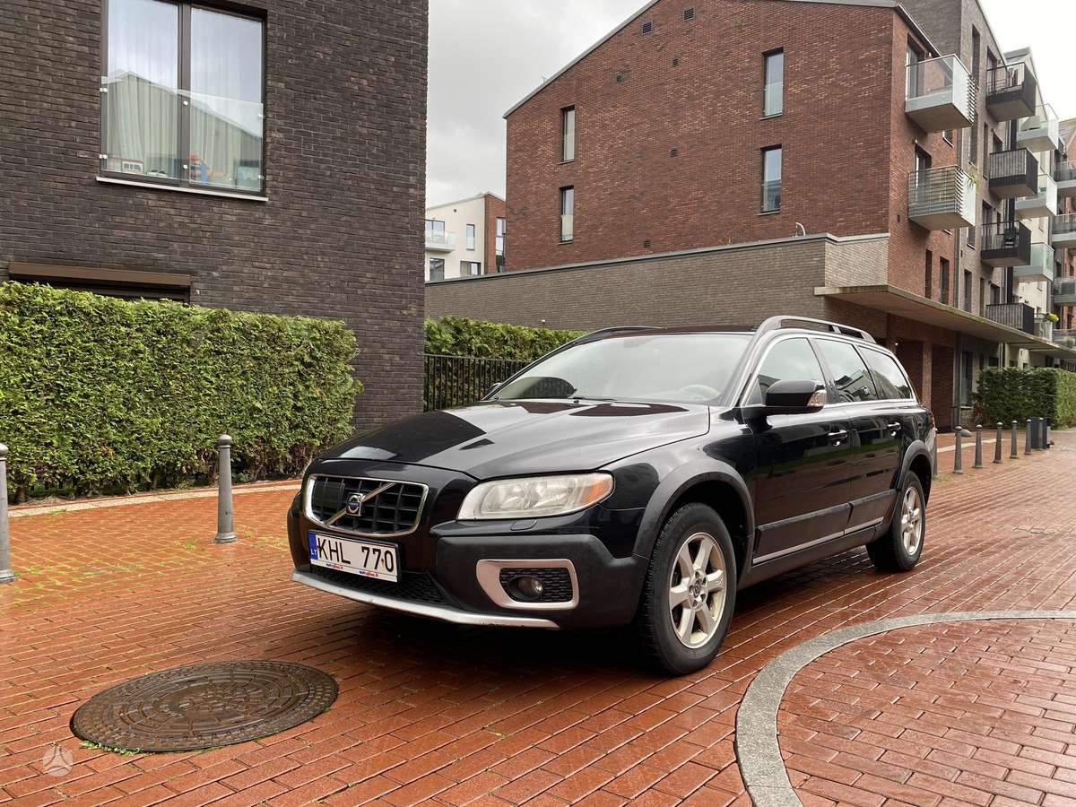 Volvo XC70 2010 — photo 6