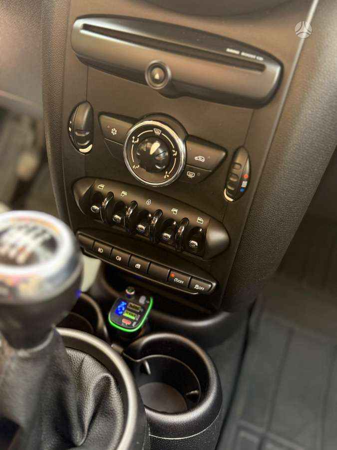 Mini Countryman 2011 — двигун 1598 cm³, 90 HP (66kW)