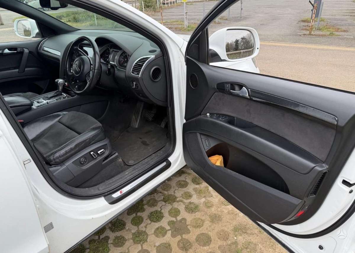 Audi Q7 2012 — photo 8
