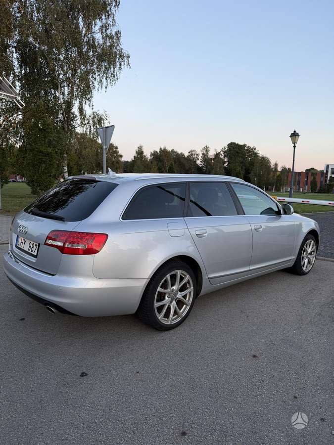 Audi A6 2011 — photo 11