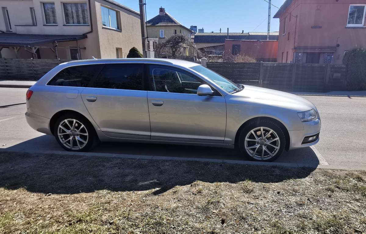 Audi A6 2011 — photo 14