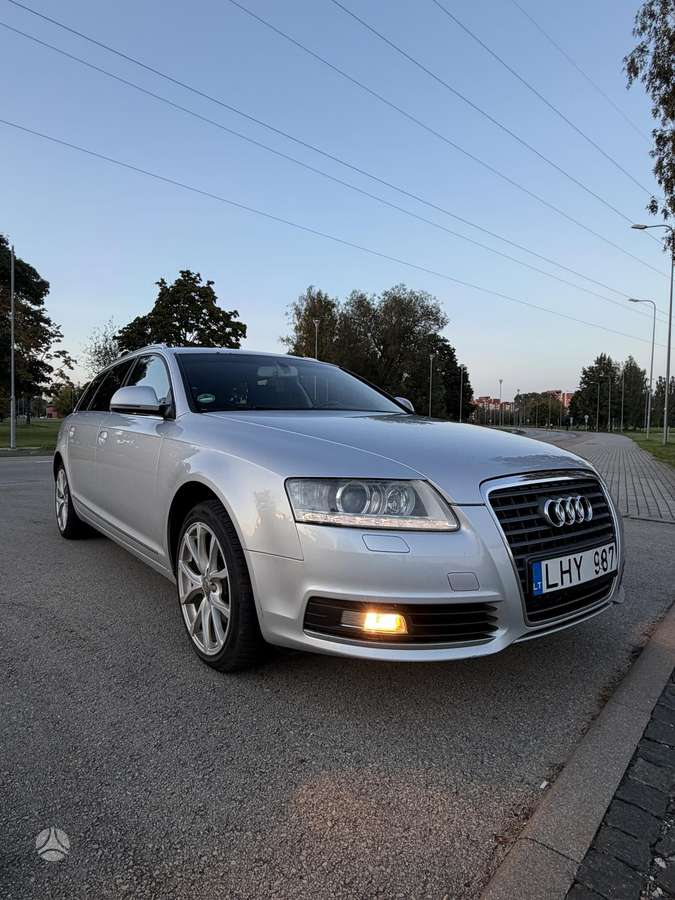 Audi A6 2011 — interior