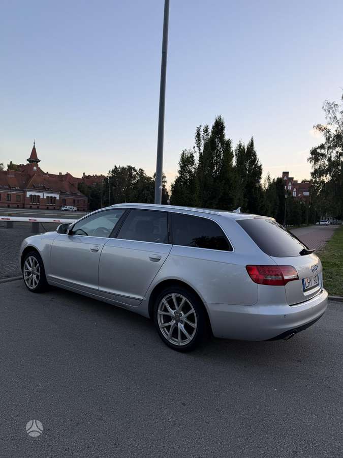 Audi A6 2011 — photo 7