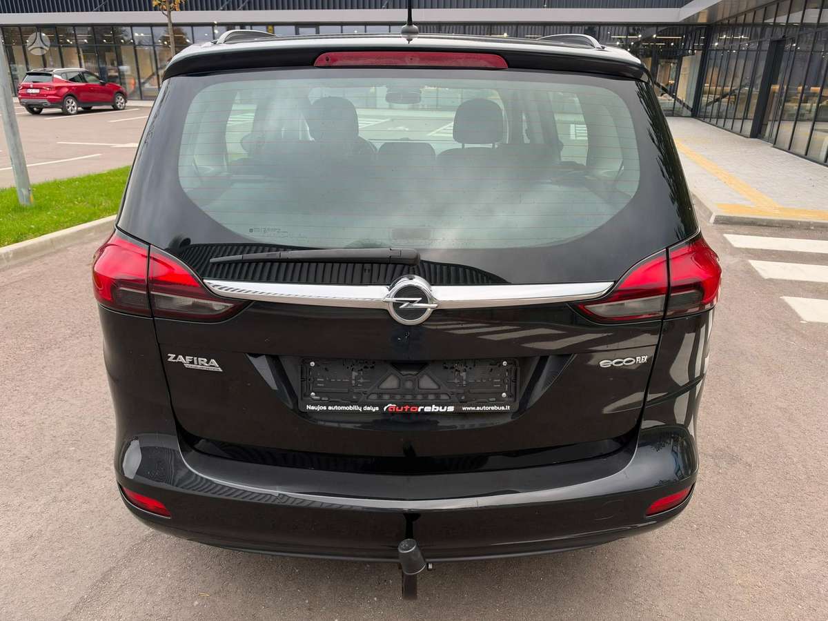 Opel Zafira 2014 — фото 10