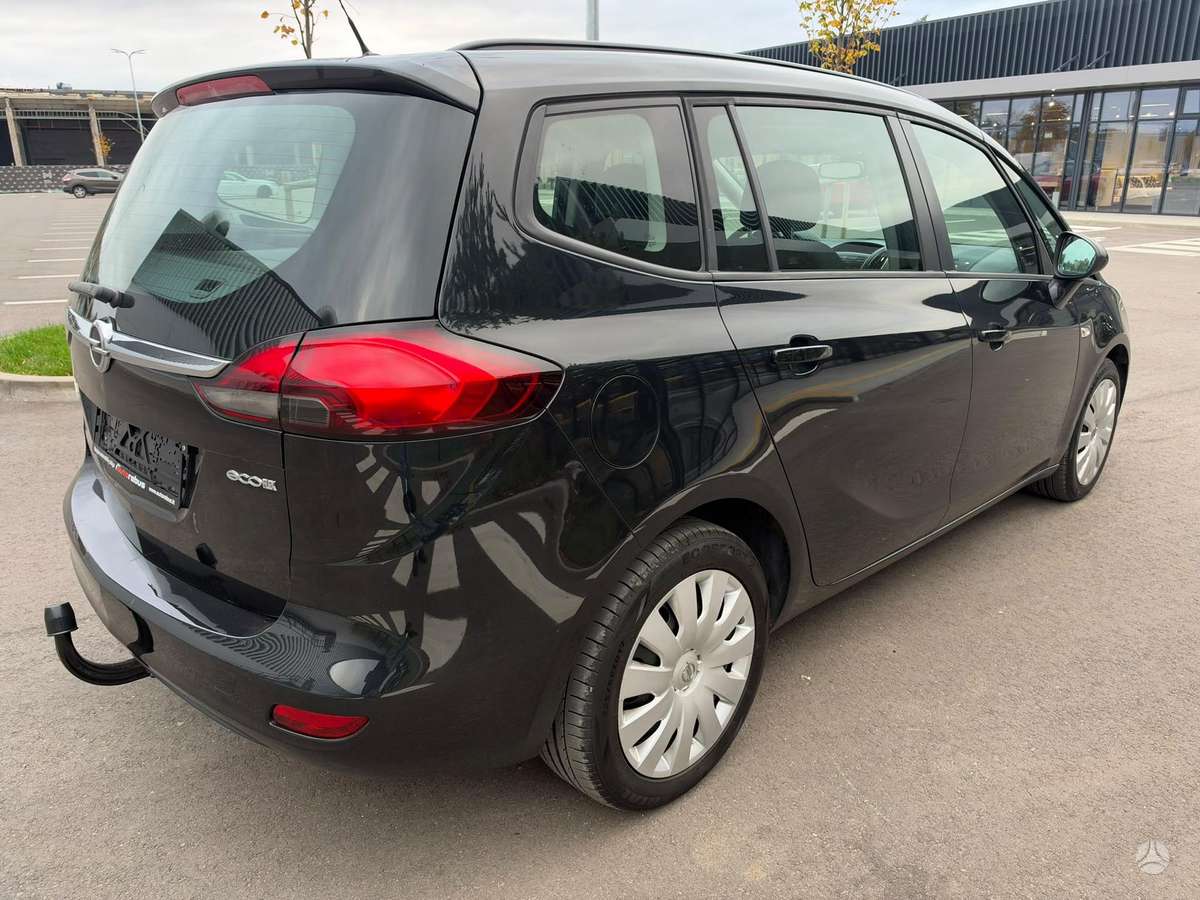 Opel Zafira 2014 — фото 16