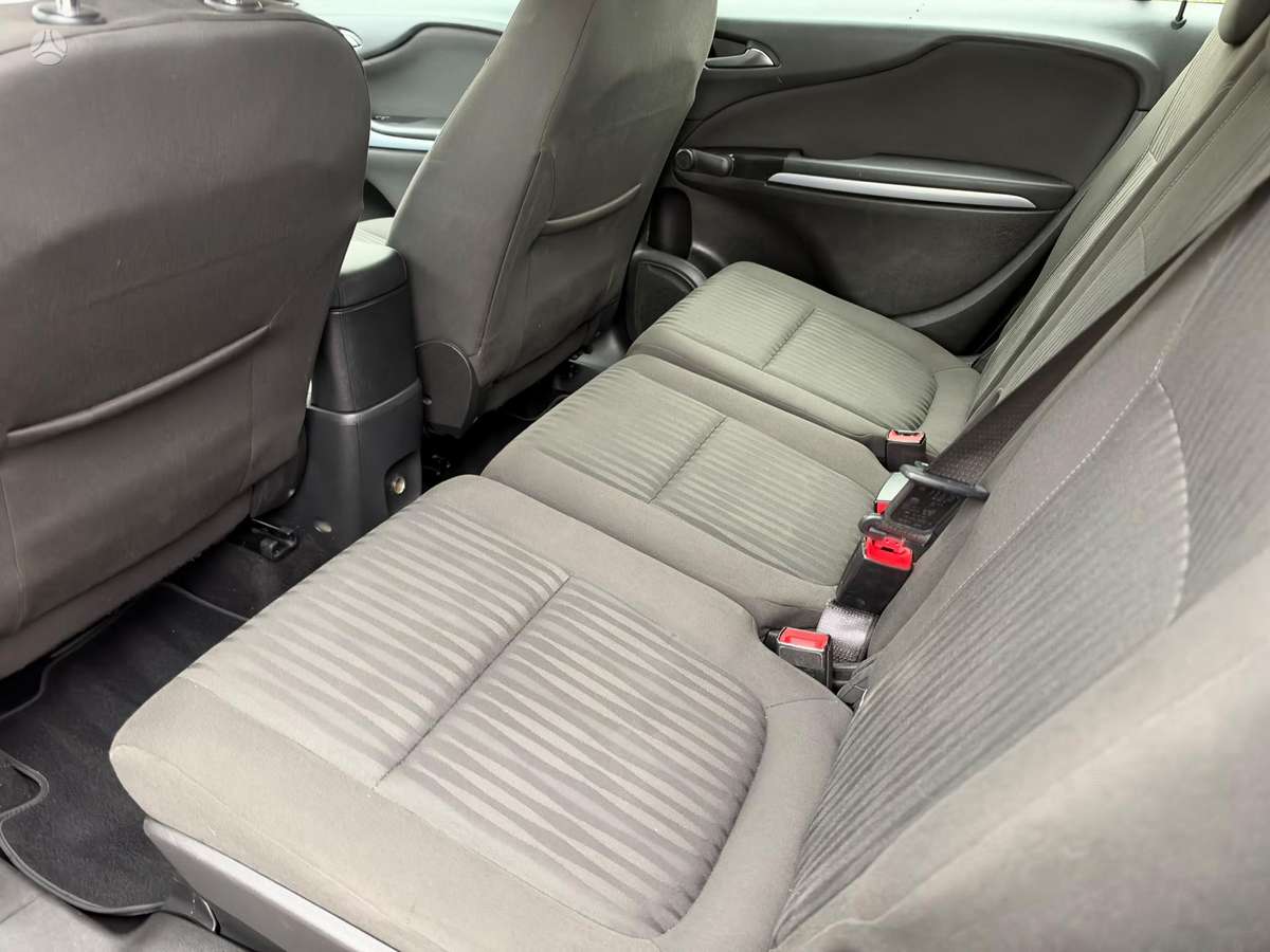 Opel Zafira 2014 — фото 19