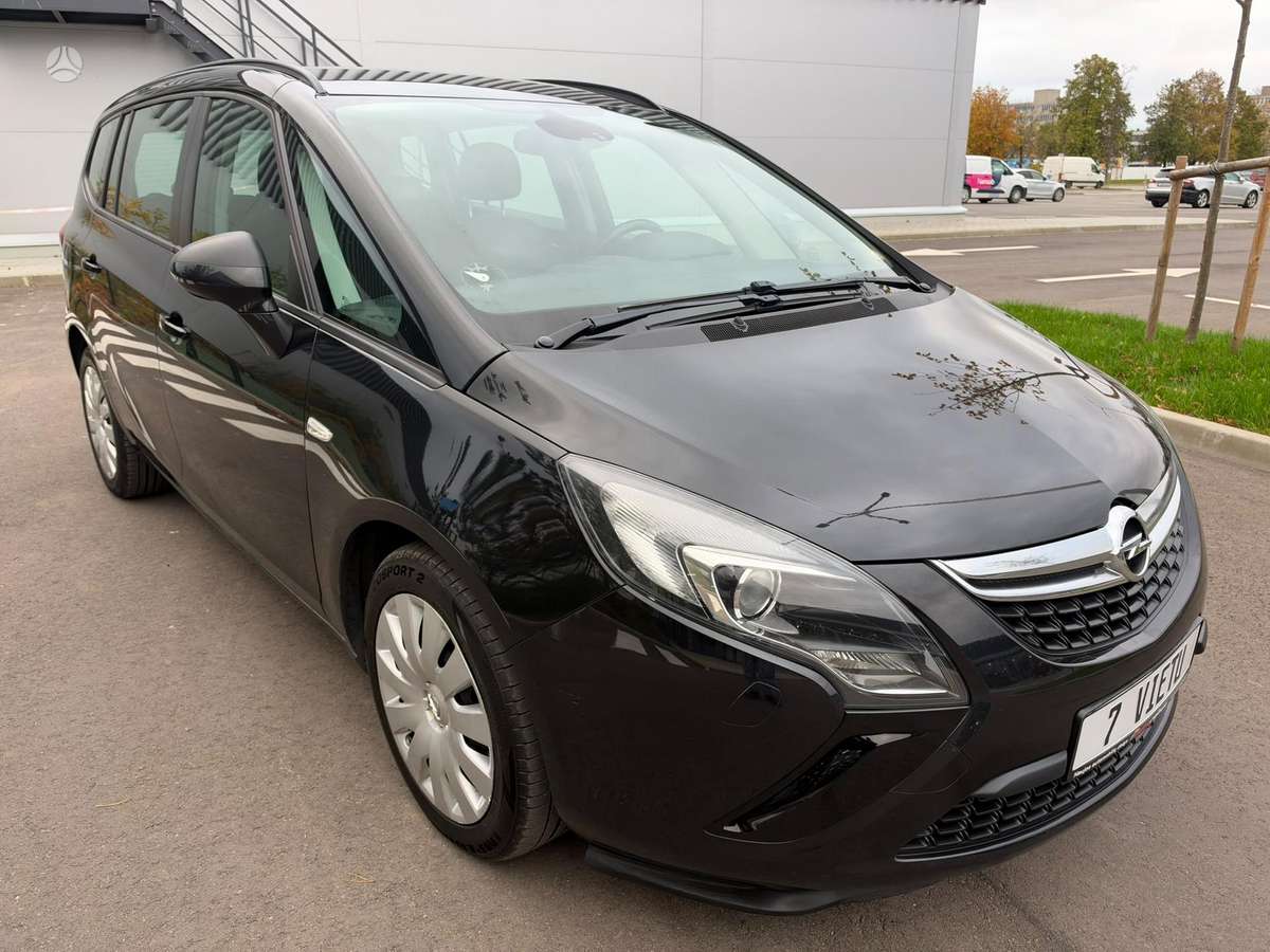 Opel Zafira 2014 — фото 24