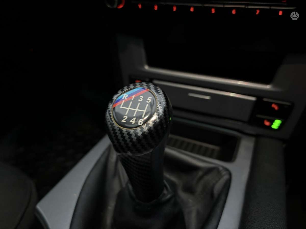 BMW 523 2007 — photo 21
