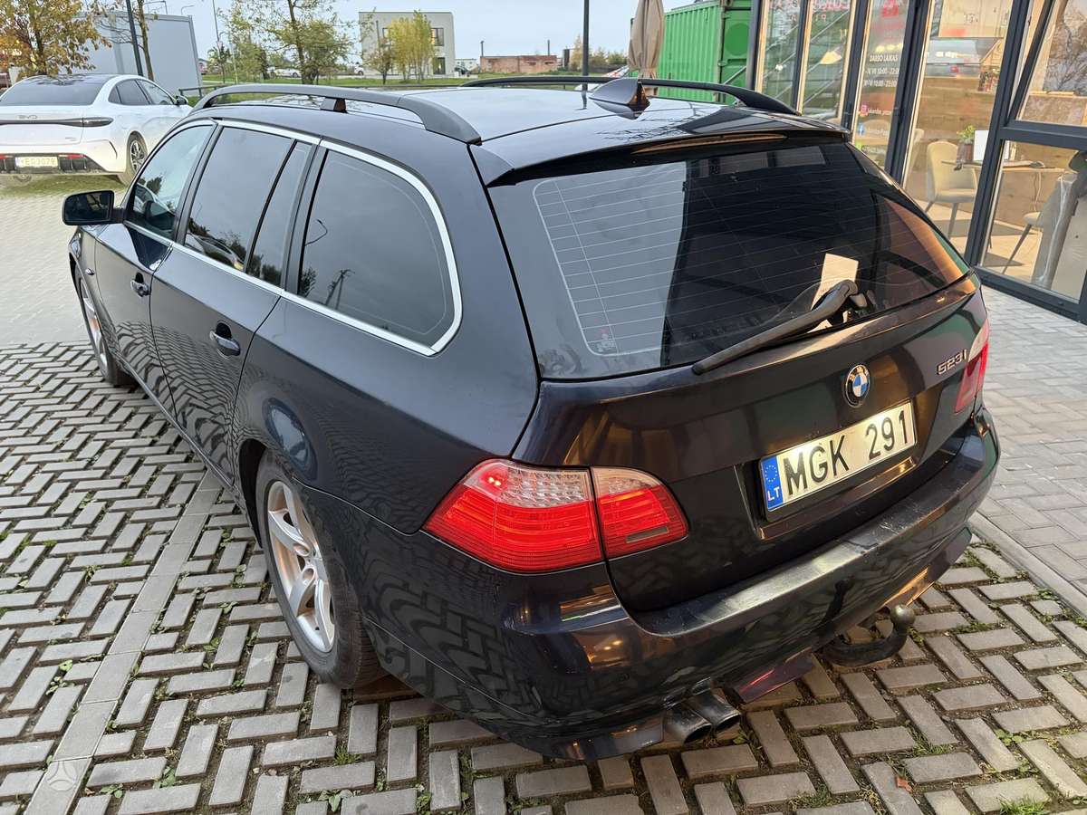 BMW 523 2007 — engine 2497 cm³, 190 HP (140kW)