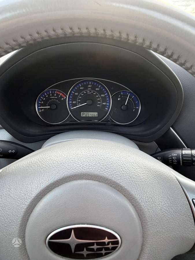 Subaru Forester 2010 — photo 13