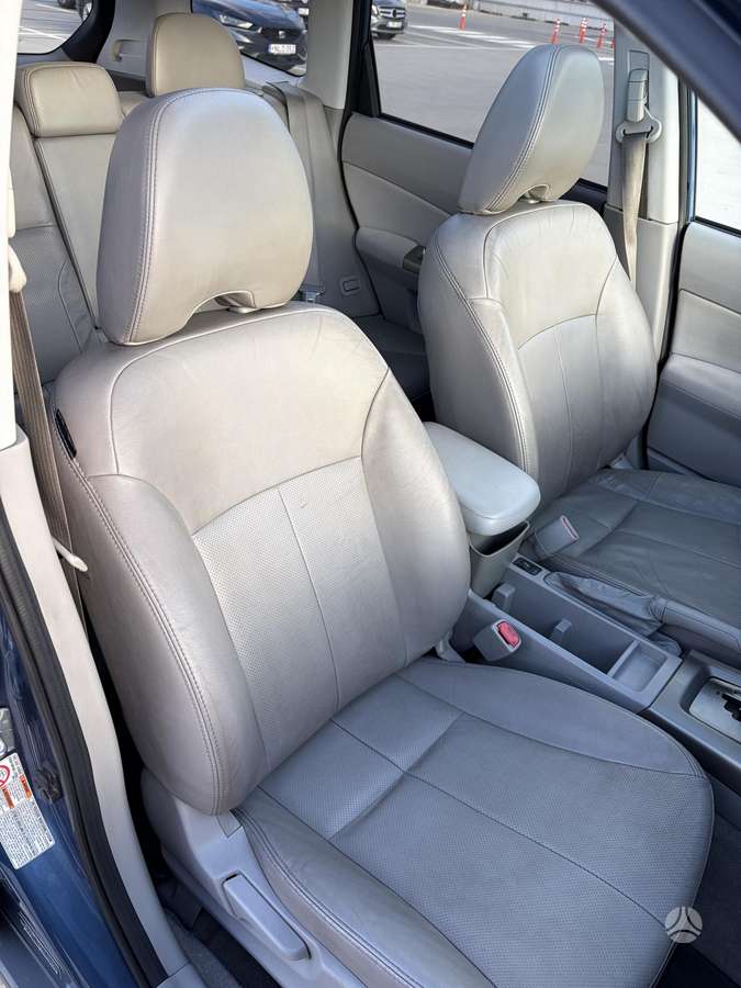 Subaru Forester 2010 — photo 20