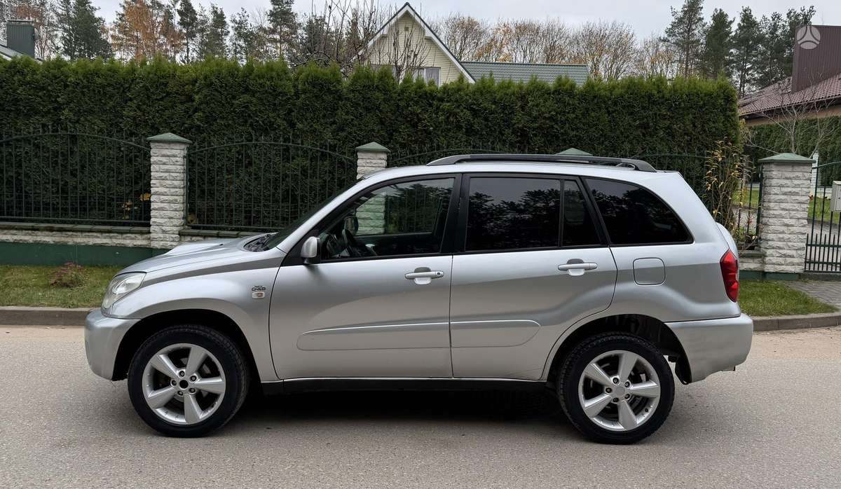 Toyota RAV4 2006 — photo 12