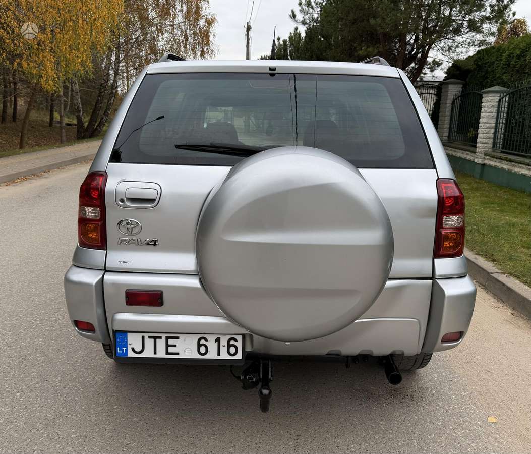 Toyota RAV4 2006 — photo 8