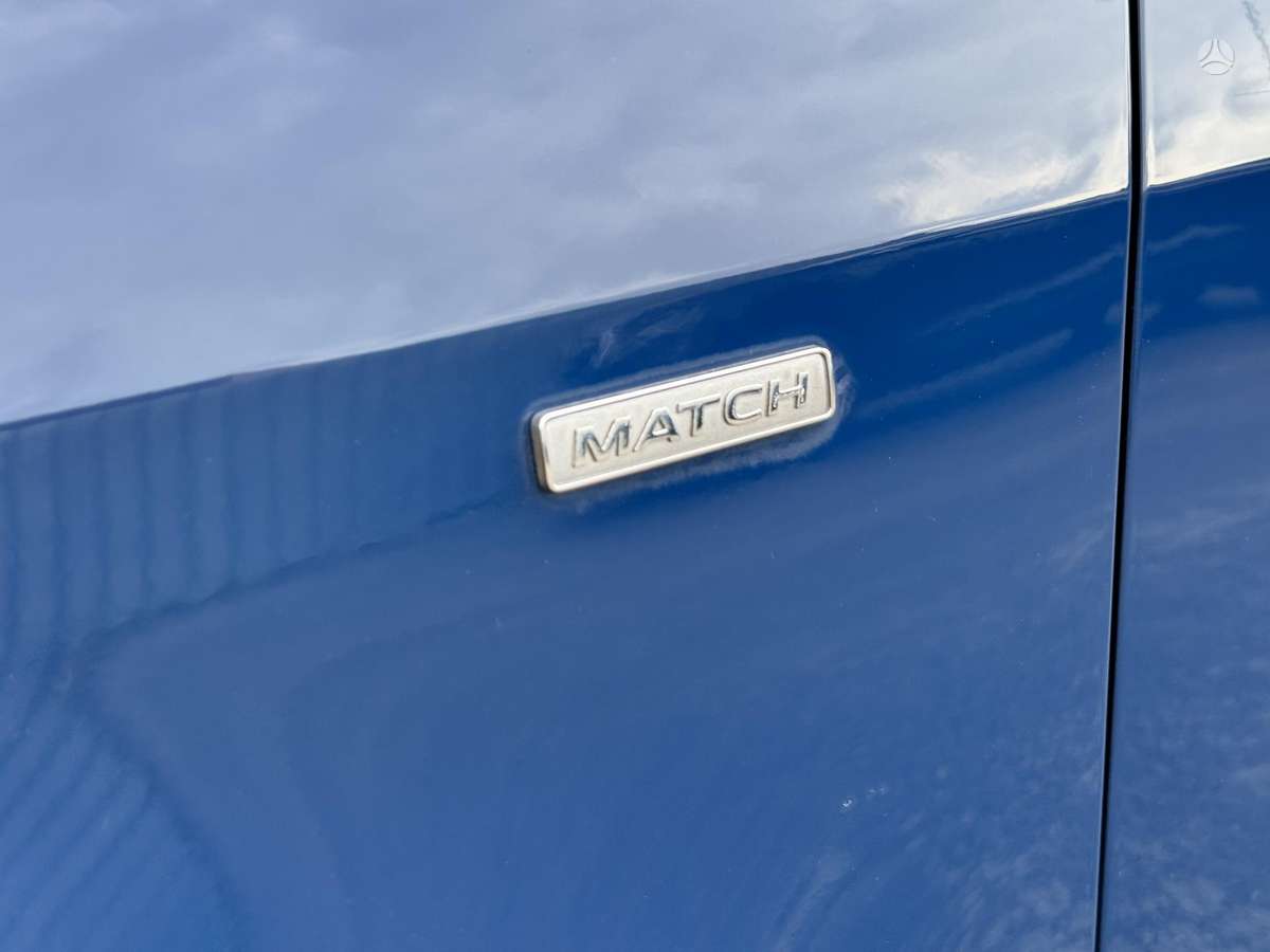 Volkswagen Touran 2012 — photo 26