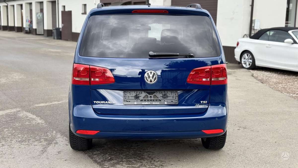 Volkswagen Touran 2012 — photo 7