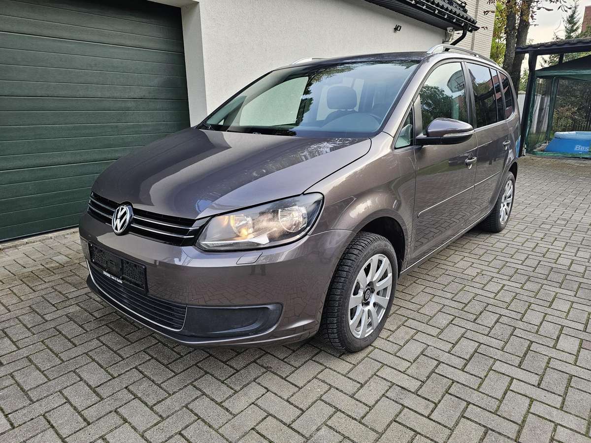 Volkswagen Touran, 2012