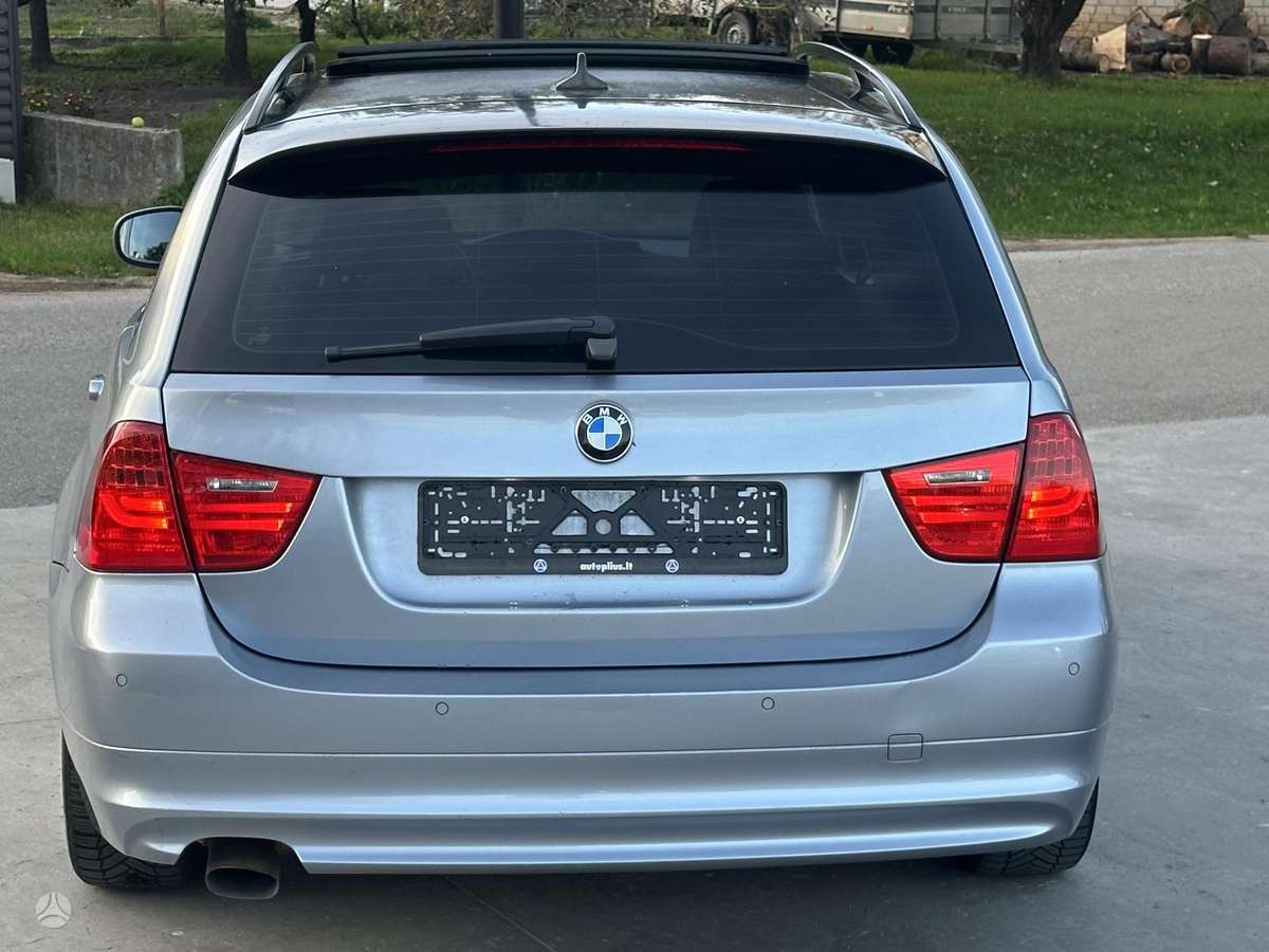 BMW 320 2009 — engine 2000 cm³