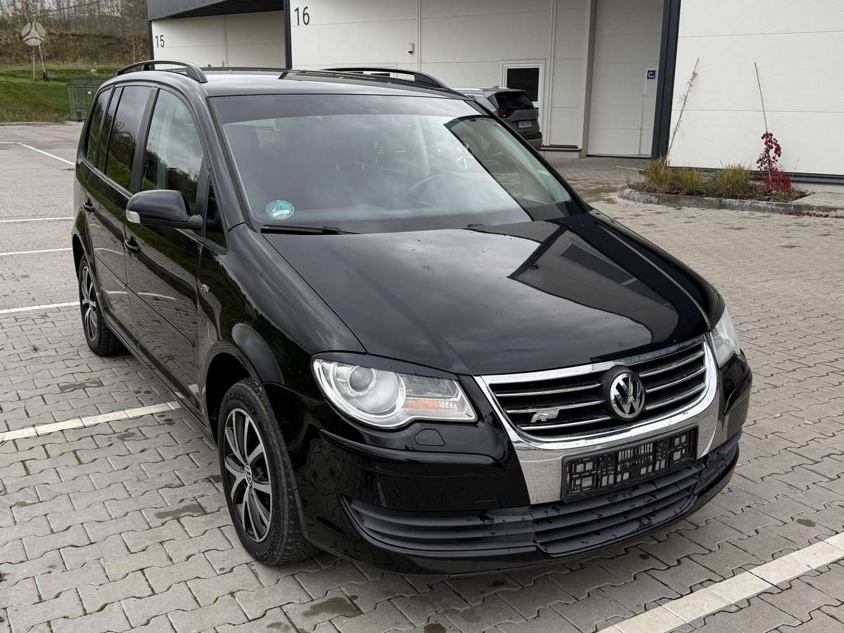 Volkswagen Touran 2008 — vehicle for AFU Ukraine