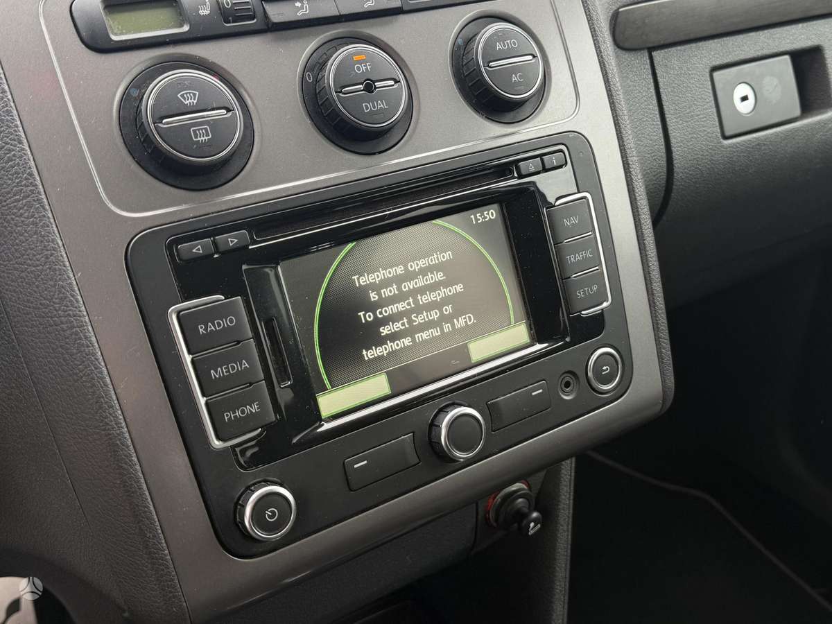 Volkswagen Touran 2008 — photo 13