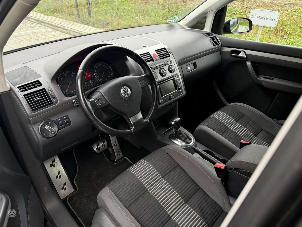 Volkswagen Touran 2008 — photo 7