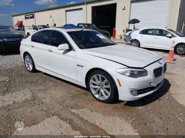 BMW 528, 2013