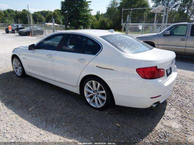 BMW 528 2013 — photo 6