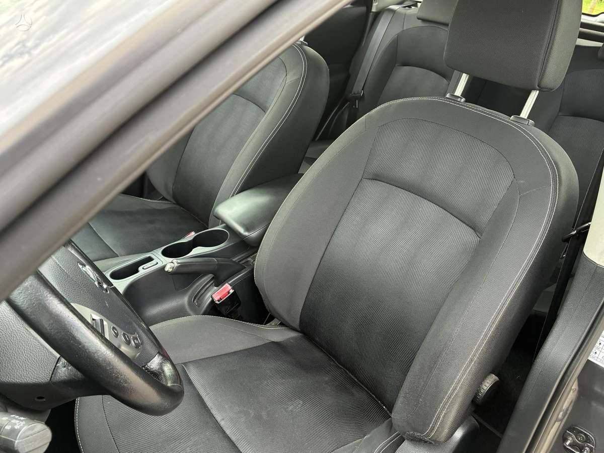 Nissan Qashqai 2012 — photo 11